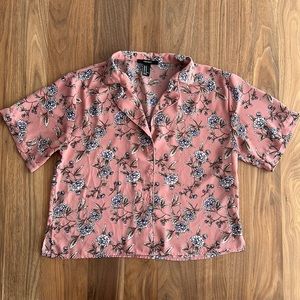 🌿🌿 Forever 21 Floral Pattern Button Down Boxy Top